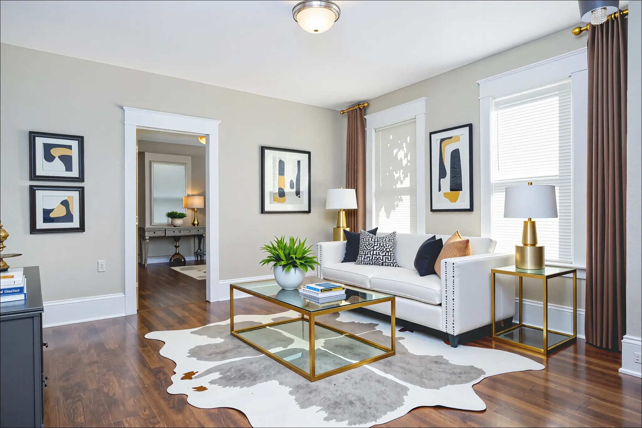 Beautiful Living Room - 1211 Pine St