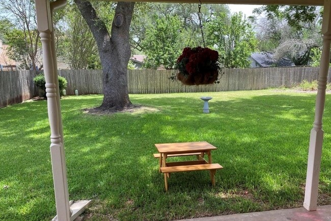 Building Photo - 11505 Charred Oak Dr