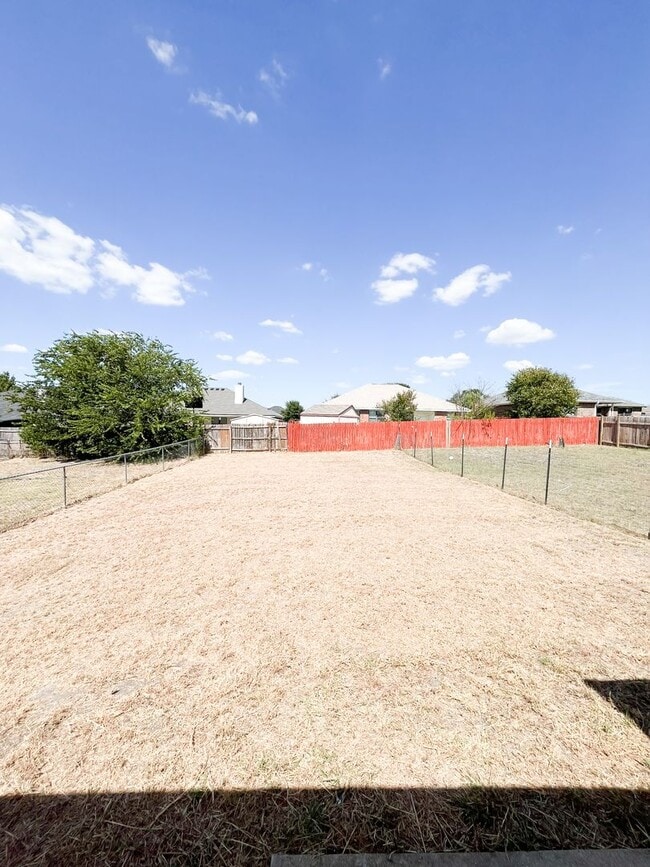 Building Photo - 2603 Edgefield St