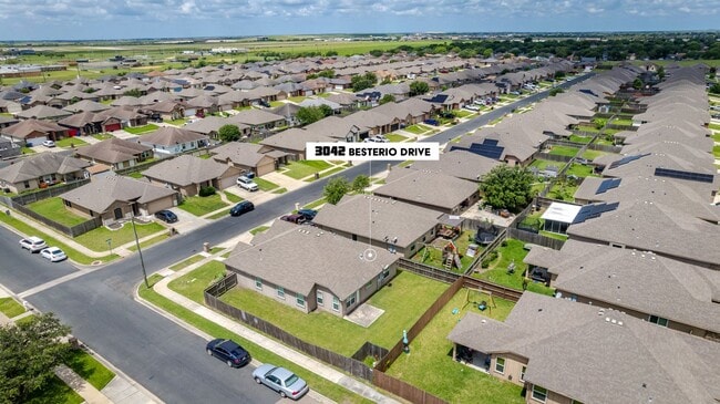 Building Photo - 3042 Besterio Dr