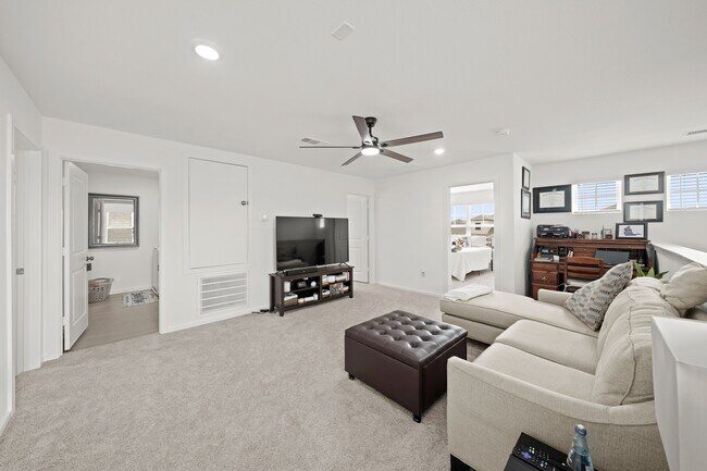 Building Photo - 26235 Arrowleaf Dr