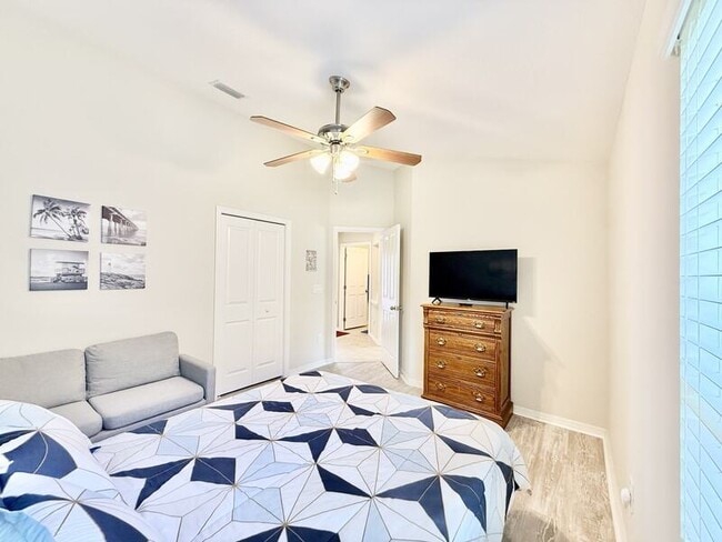 Building Photo - 11449 Newgate Crest Dr