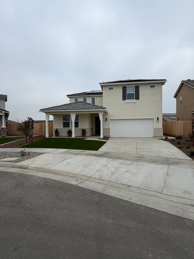 Building Photo - Spacious Brand New 4-Bedroom, 3-Bathroom Home with Solar & Low-Maintenance Yard