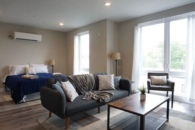 Building Photo - 140 Pearl St