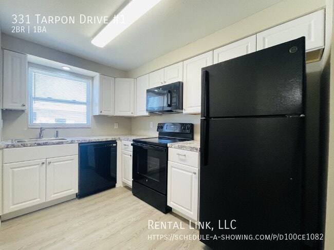 Building Photo - 331 Tarpon Dr
