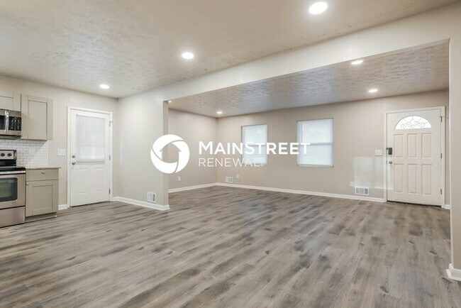 Building Photo - 5 Bedroom Pet-Friendly Home in JONESBORO, ...