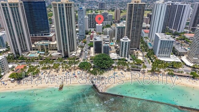 Building Photo - 2442 Kuhio Ave