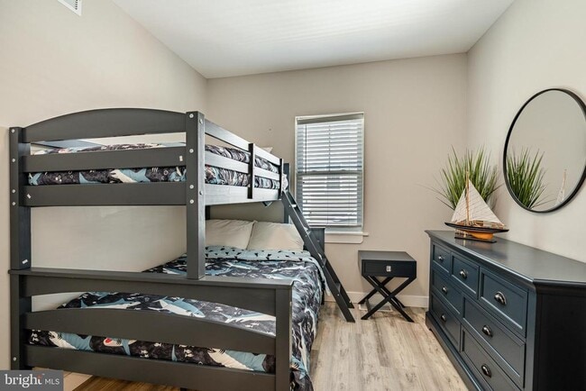 Building Photo - 5708 Park Blvd