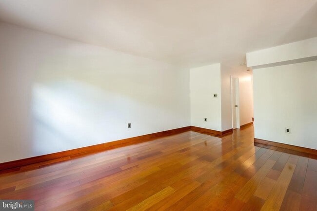 Building Photo - 7603 Heatherton Ln