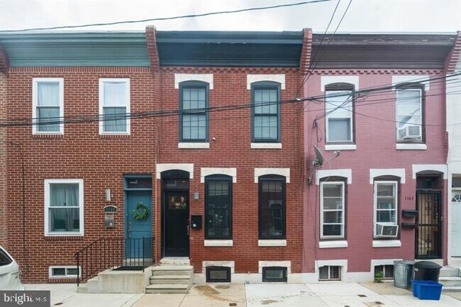 Primary Photo - 1161 S Cleveland St