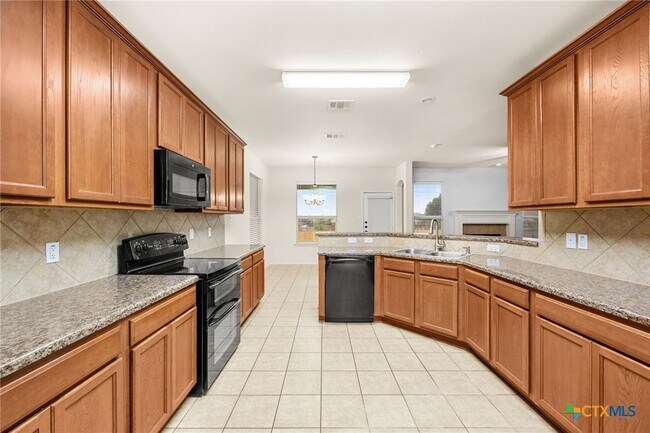 Building Photo - 5101 Birmingham Cir