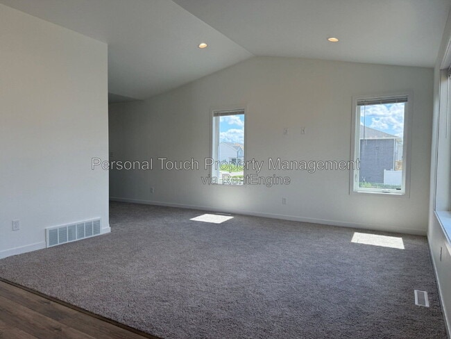 Building Photo - 6767 32nd St S