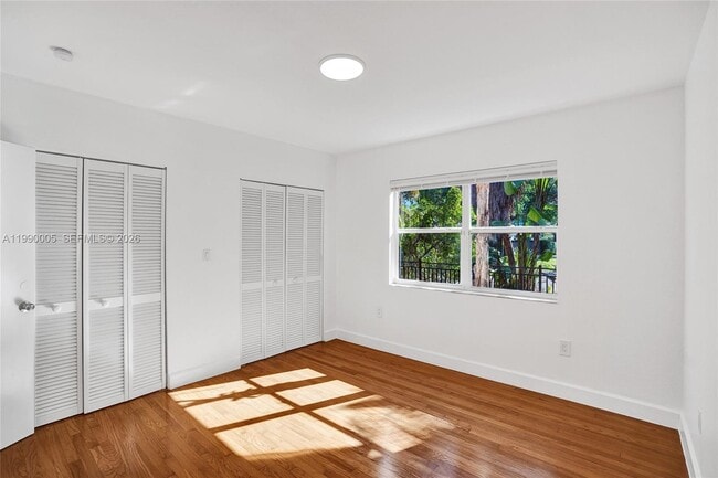 Building Photo - 20 NW 101st St