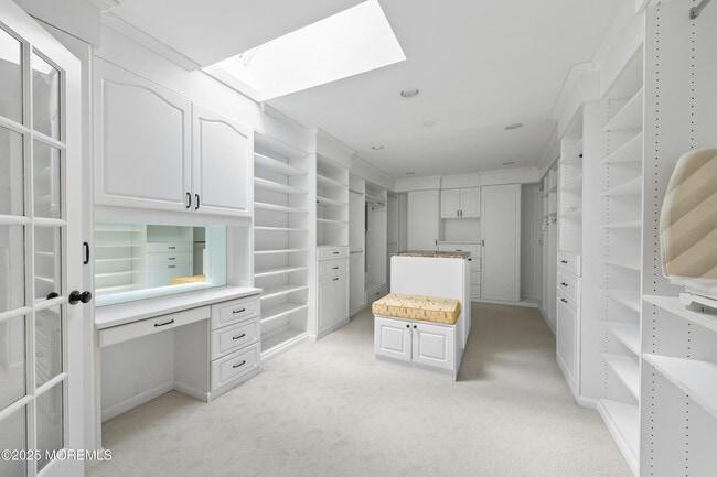 Building Photo - 13 Victorian Woods Dr