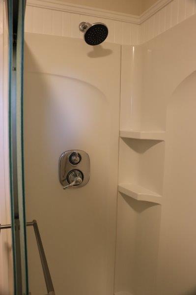 Building Photo - 300 Caroline St