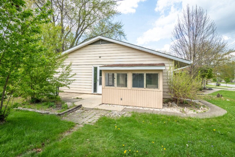 Building Photo - 3303 Hobson Rd