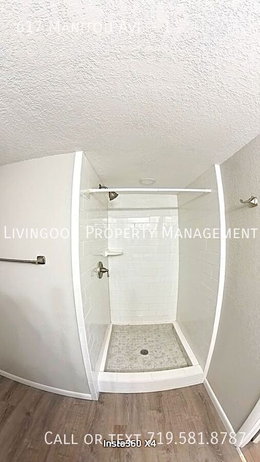 Building Photo - 617 Manitou Ave