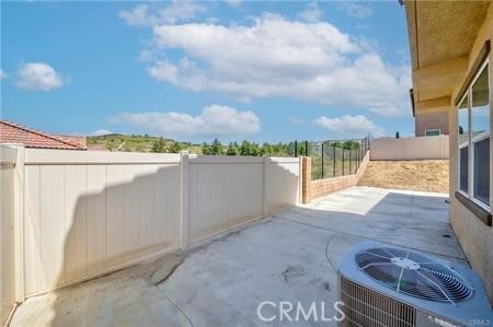 Building Photo - 5861 Ginger Dr