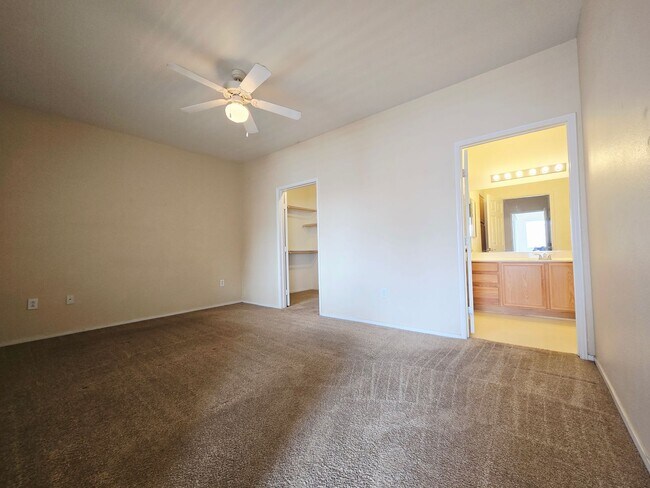 Building Photo - 9580 W Reno Ave