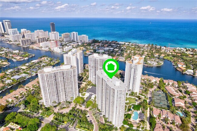 Primary Photo - 21055 Yacht Club Dr