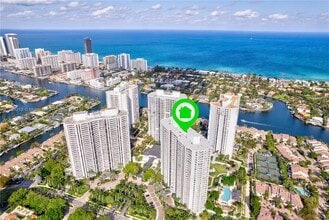 Building Photo - 21055 Yacht Club Dr