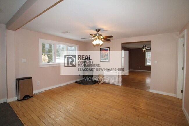 Building Photo - 182 Madbury Rd