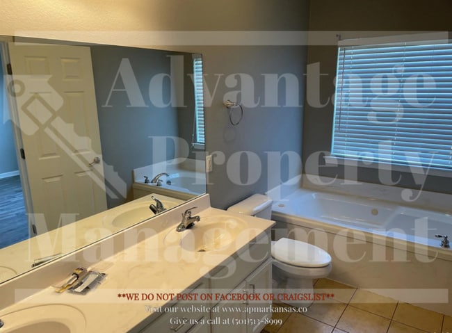 Building Photo - 2520 Zoysia Ln