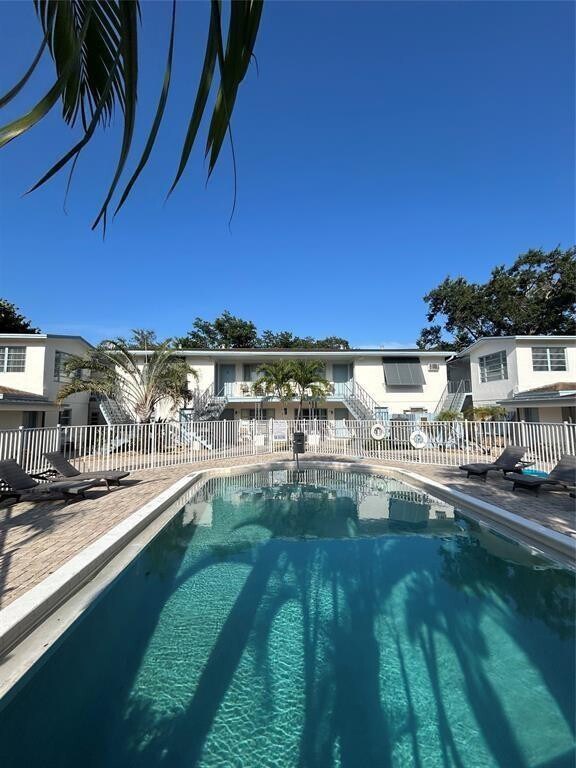 Building Photo - 408 NE 7th Ave