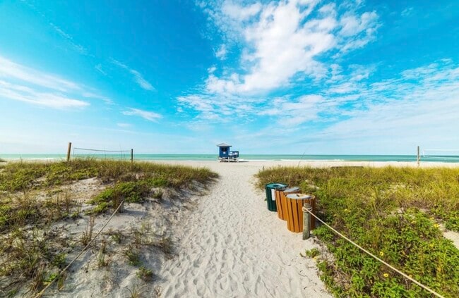 Building Photo - 6195 Pecan Rd