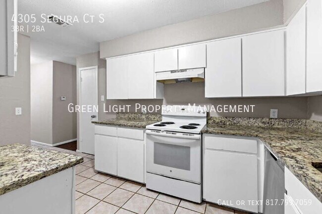 Building Photo - 4305 Segura Ct S