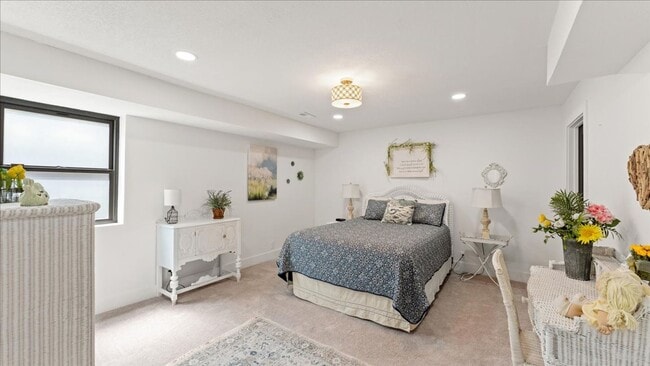 Building Photo - Renovated Mid-Century Modern Home in Belmont West with Finished Basement & Fenced Yard