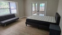 Building Photo - 1315 Armory Dr NE