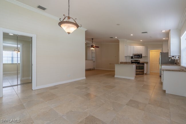 Building Photo - 7653 Rozzini Ln