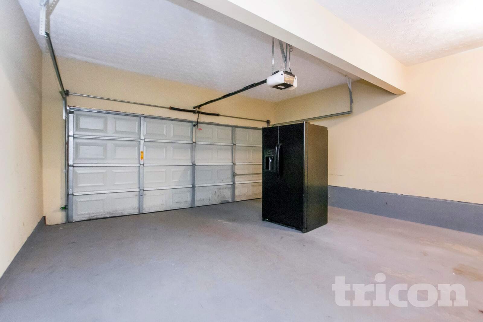 Building Photo - 130 Labrea Blvd