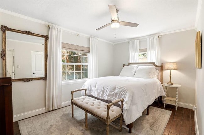 Building Photo - 2518 Weber St