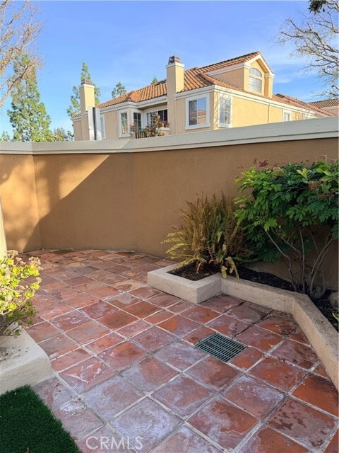 Building Photo - 21 Front Row Ln