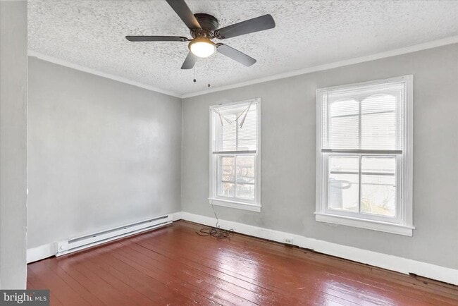 Building Photo - 135 E Antietam St