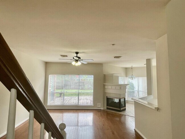 Building Photo - 4503 Northshore Ct