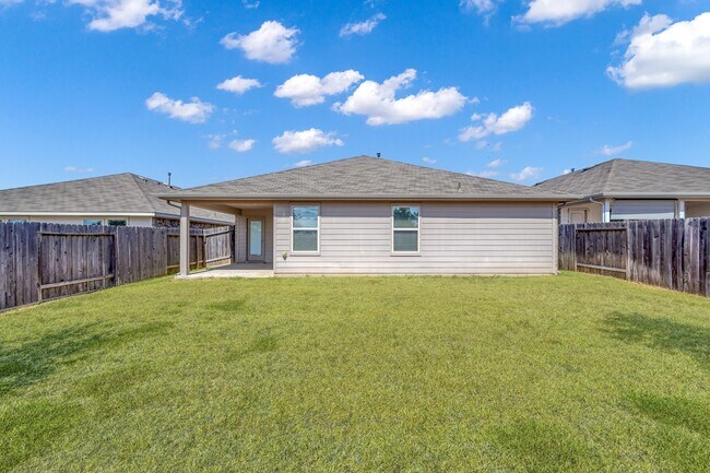 Building Photo - 11331 Dawn Beach Ln