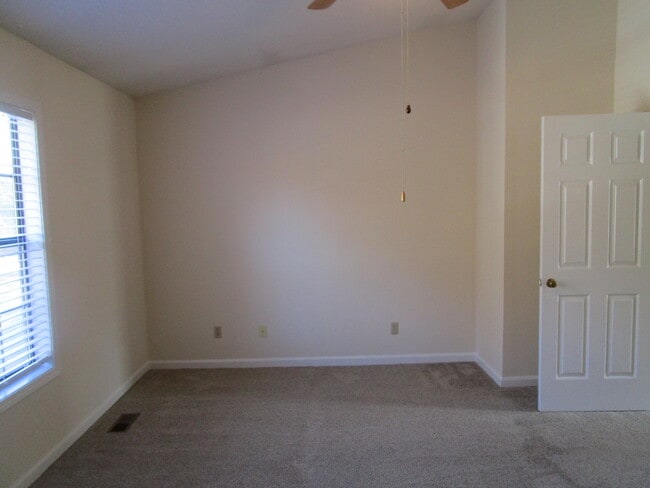 Building Photo - 610 Archdale Dr