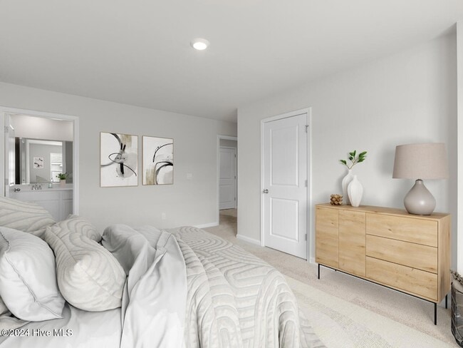 Building Photo - 4118 Hobblebush Dr