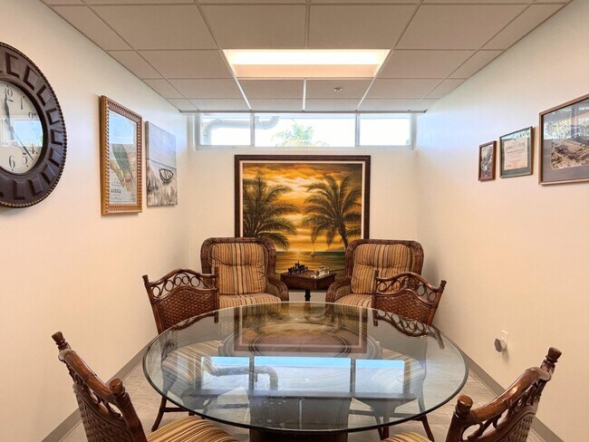 Building Photo - 620 Horizon W
