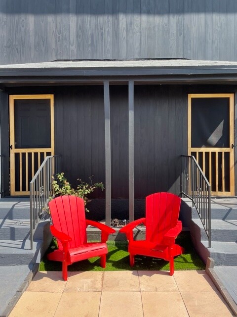 Building Photo - 5646 Aldama St