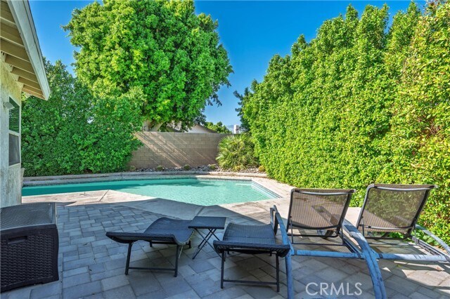 Building Photo - 80695 Columbia Ave