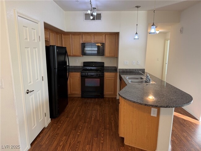 Building Photo - 50 Aura de Blanco St