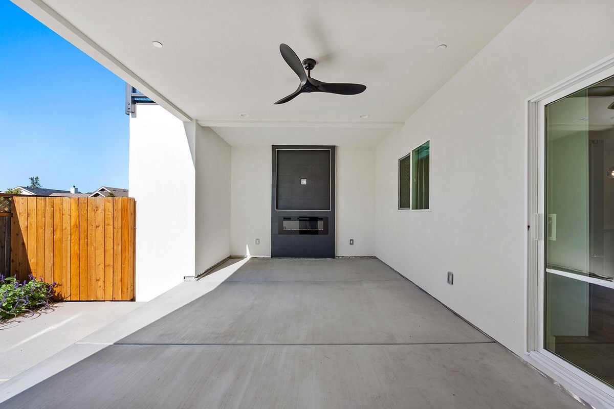 Building Photo - 3733 Mocha Ln