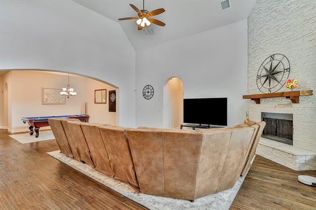 Building Photo - 2425 Turning Leaf Ln