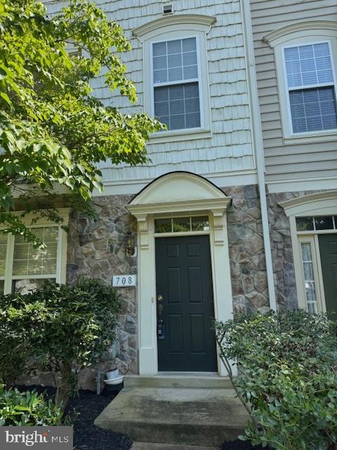 Primary Photo - 708 Redgate Ln