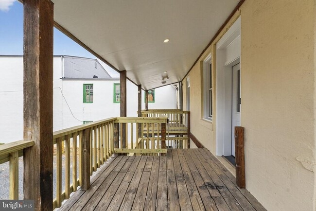 Building Photo - 117 N 21st St