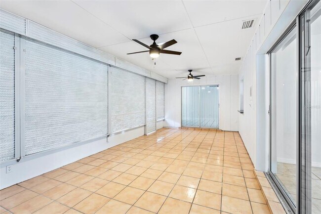 Building Photo - 269 Algiers Dr